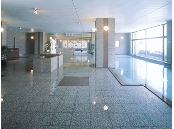 Main bath (for women)