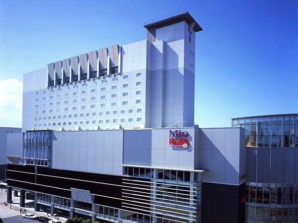 Exterior Exterior