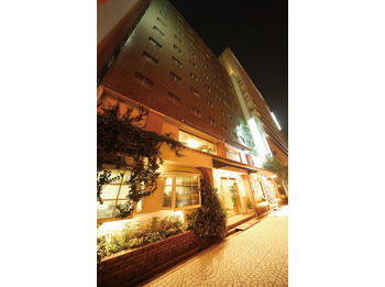 New Oriental Hotel