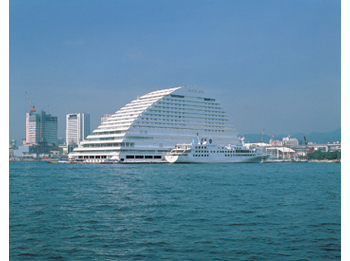Kobe Meriken Park Oriental Hotel