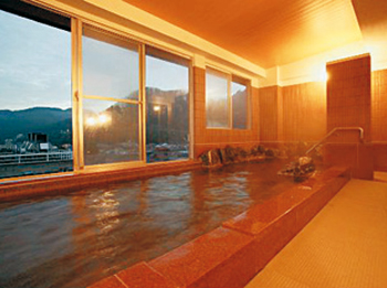 Main bath (floors tatami-covered bath)
