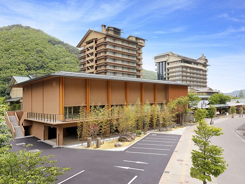 Exterior Exterior