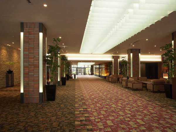 Grand Prince Hotel Takanawa Only 5 Minute Walk From Jr Shinagawa Station Grand Prince Hotel Takanawa Boasts A Ious Garden Extending To 20 000 The S Guest Rooms