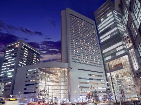 Hilton Osaka Hotel Facade