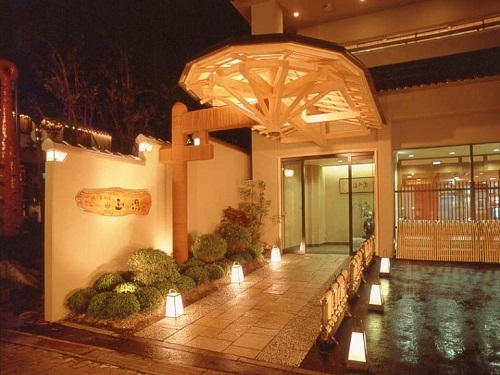 Exterior Exterior