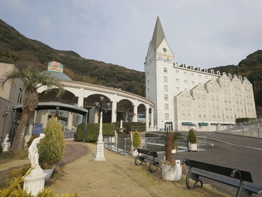 Exterior Exterior