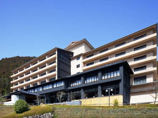 Exterior Exterior