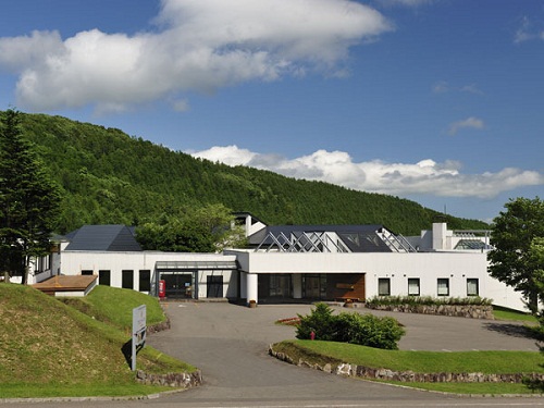 Exterior Exterior