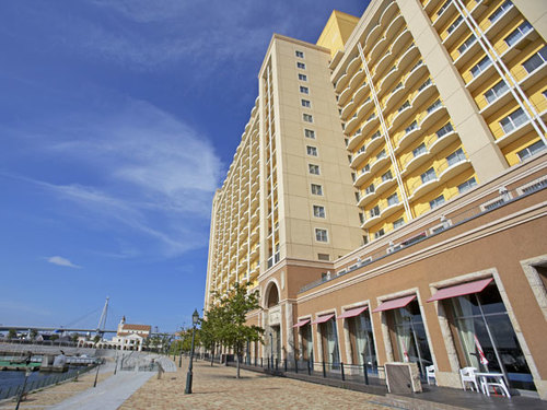Exterior Exterior