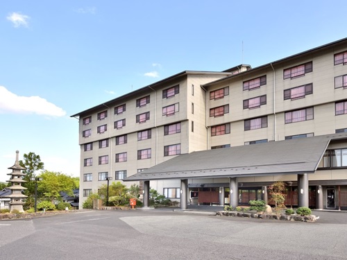 Exterior Exterior
