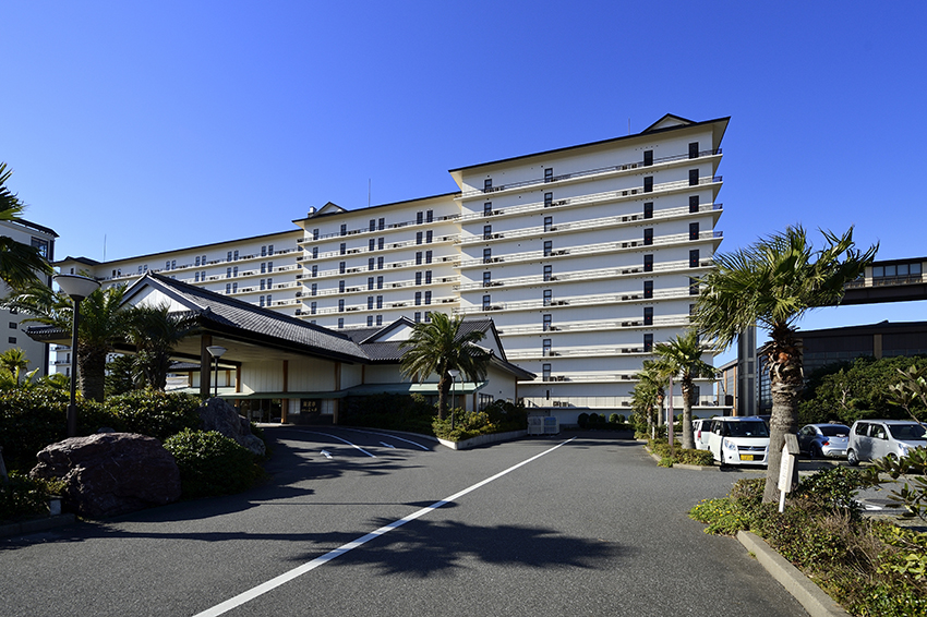 Exterior Exterior